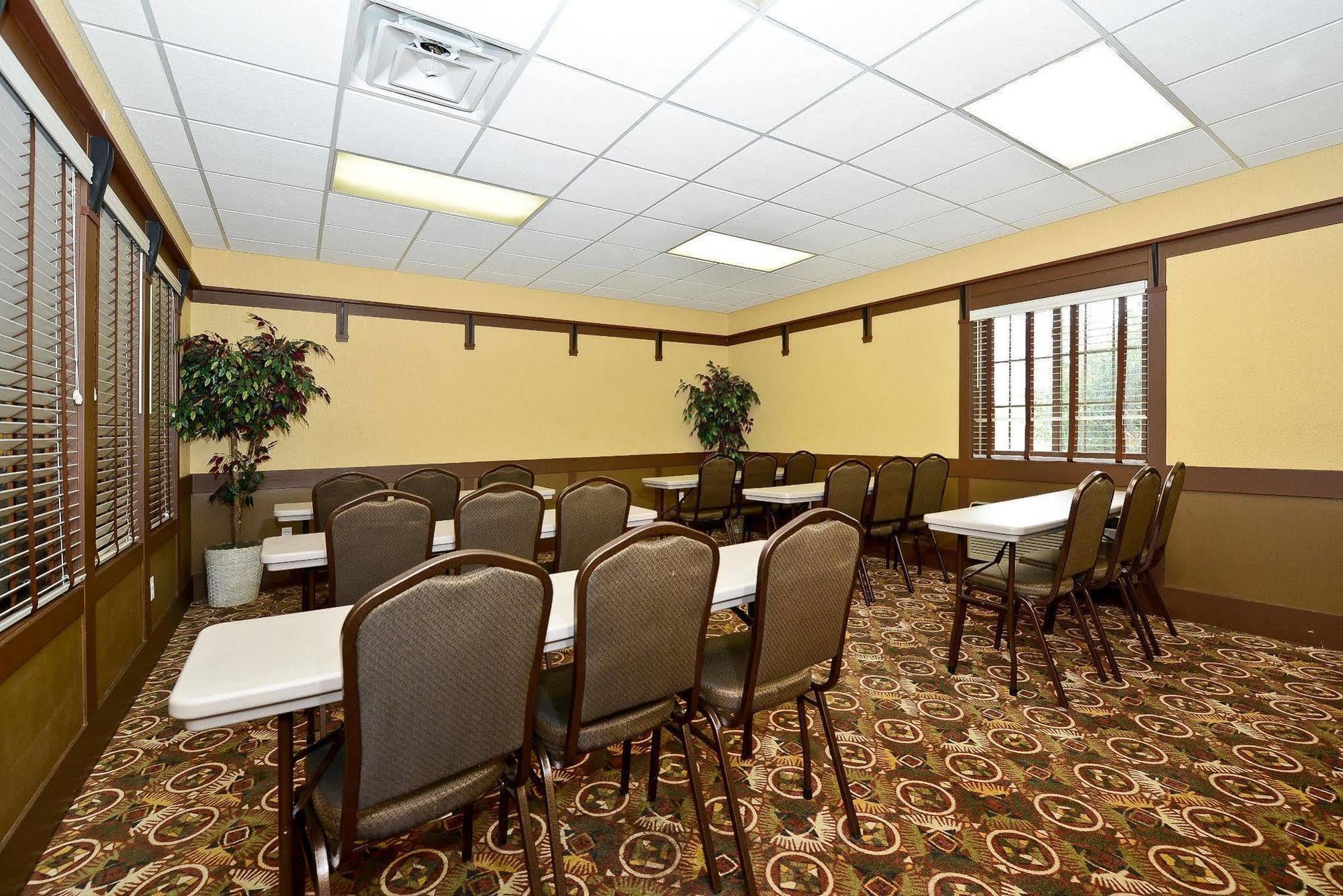 Americinn By Wyndham Birch Run - Frankenmuth Affari foto